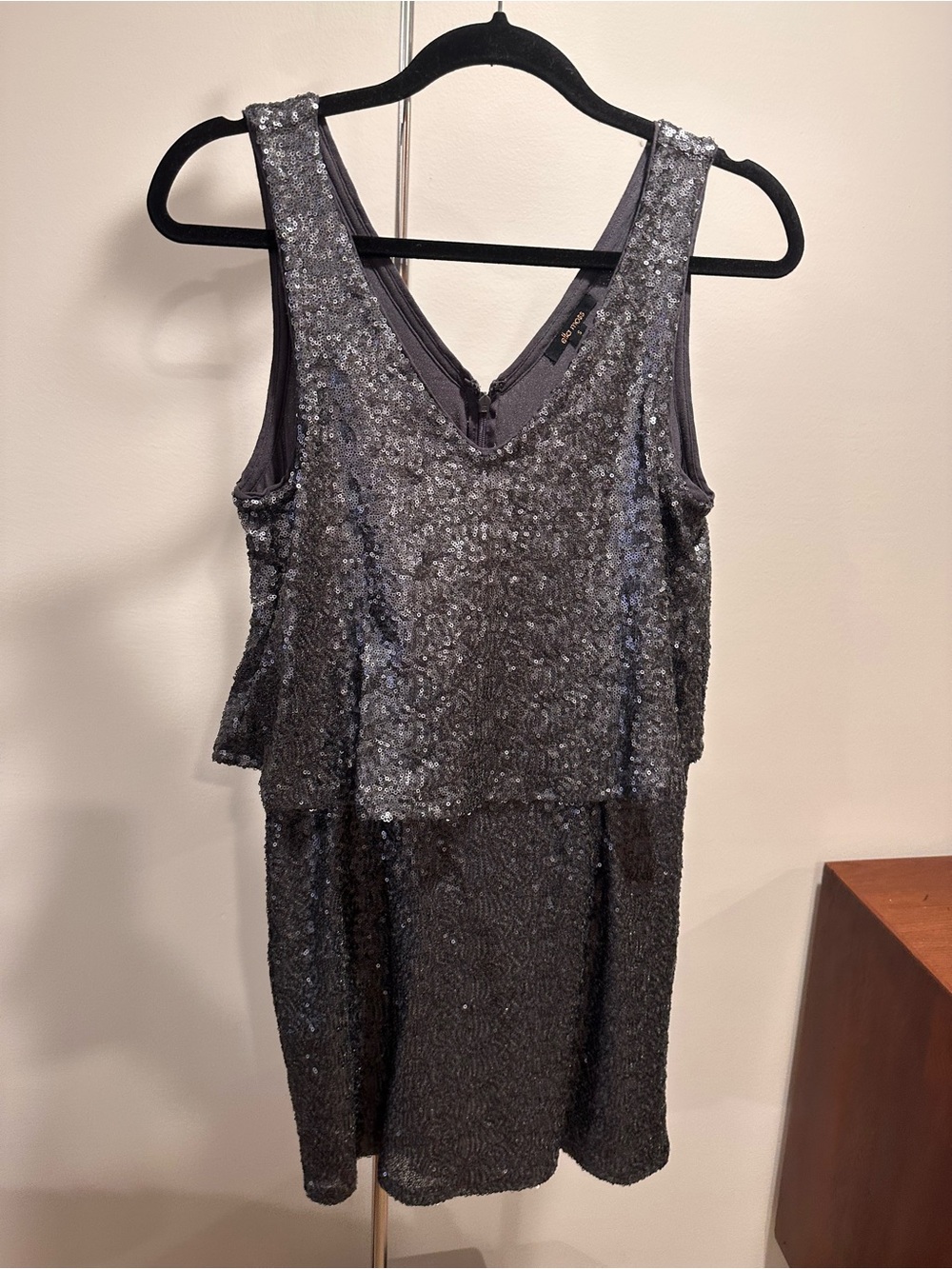 Ella Moss Women's Silver Sequin Sleeveless Party Dress